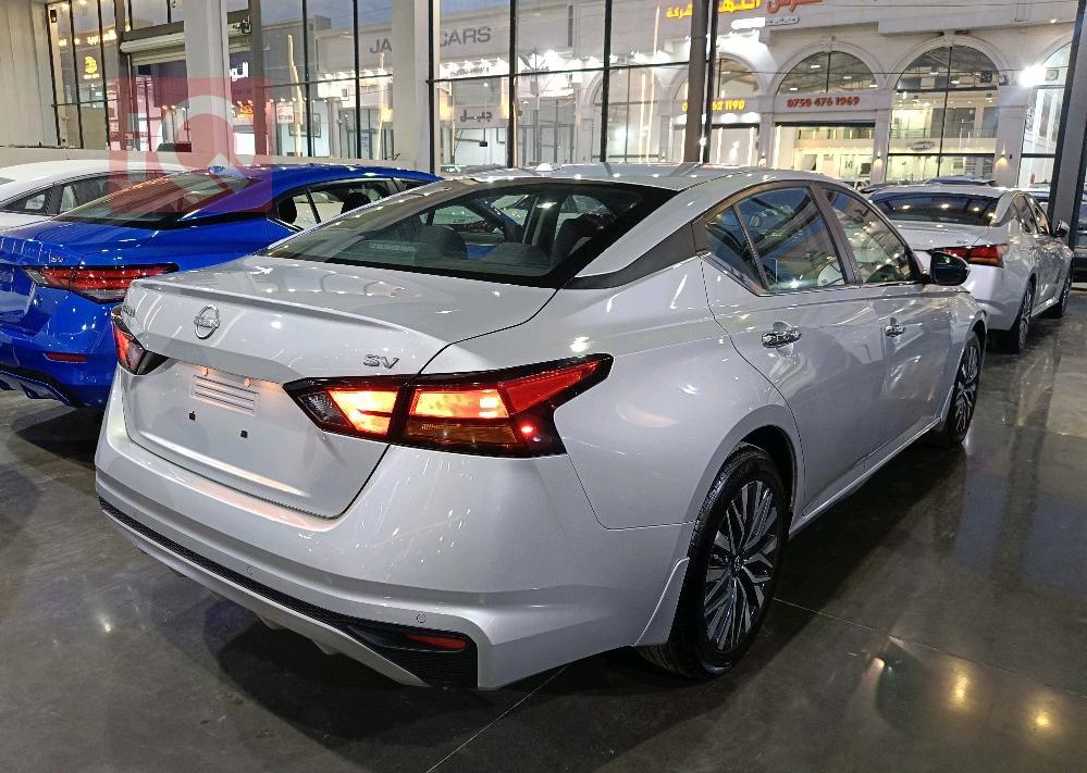 Nissan Altima